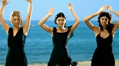 Las Ketchup 2